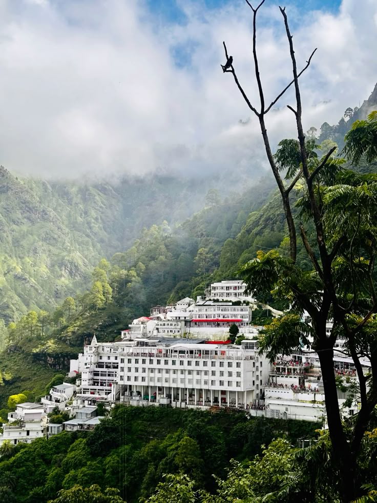 katra - Vaishnodevi Darshans