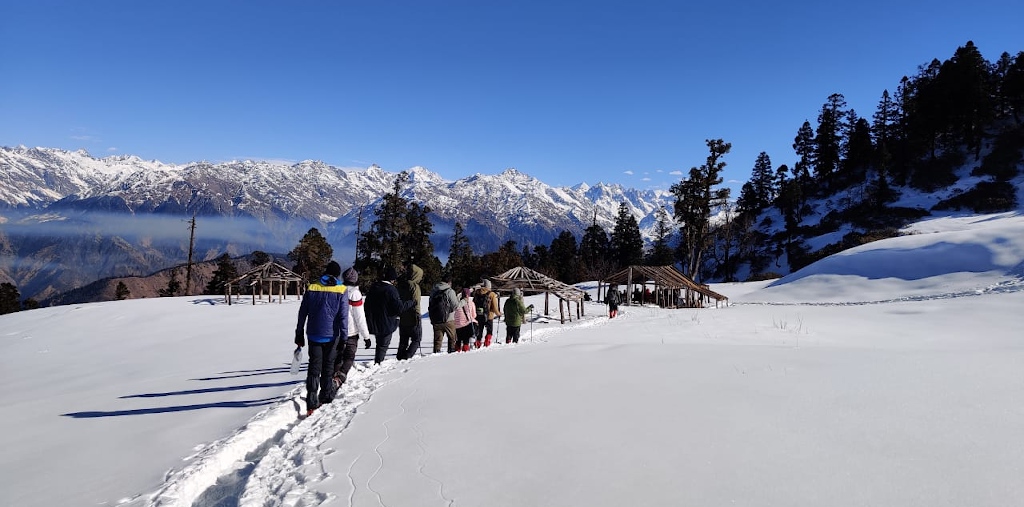 Kedarkantha Trek – Popular Winter Snow Trek in Uttarakhand image
